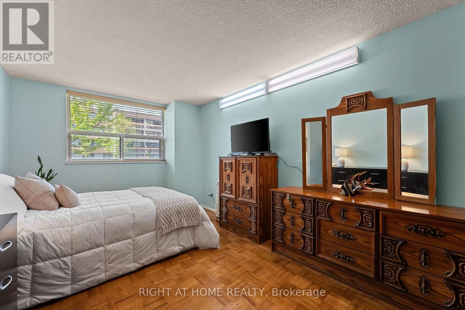 102 - 1801 O'CONNOR DRIVE Image 12