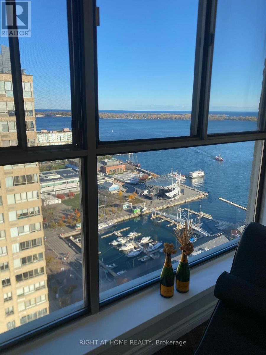 3008 - 270 QUEENS QUAY WEST Image 11