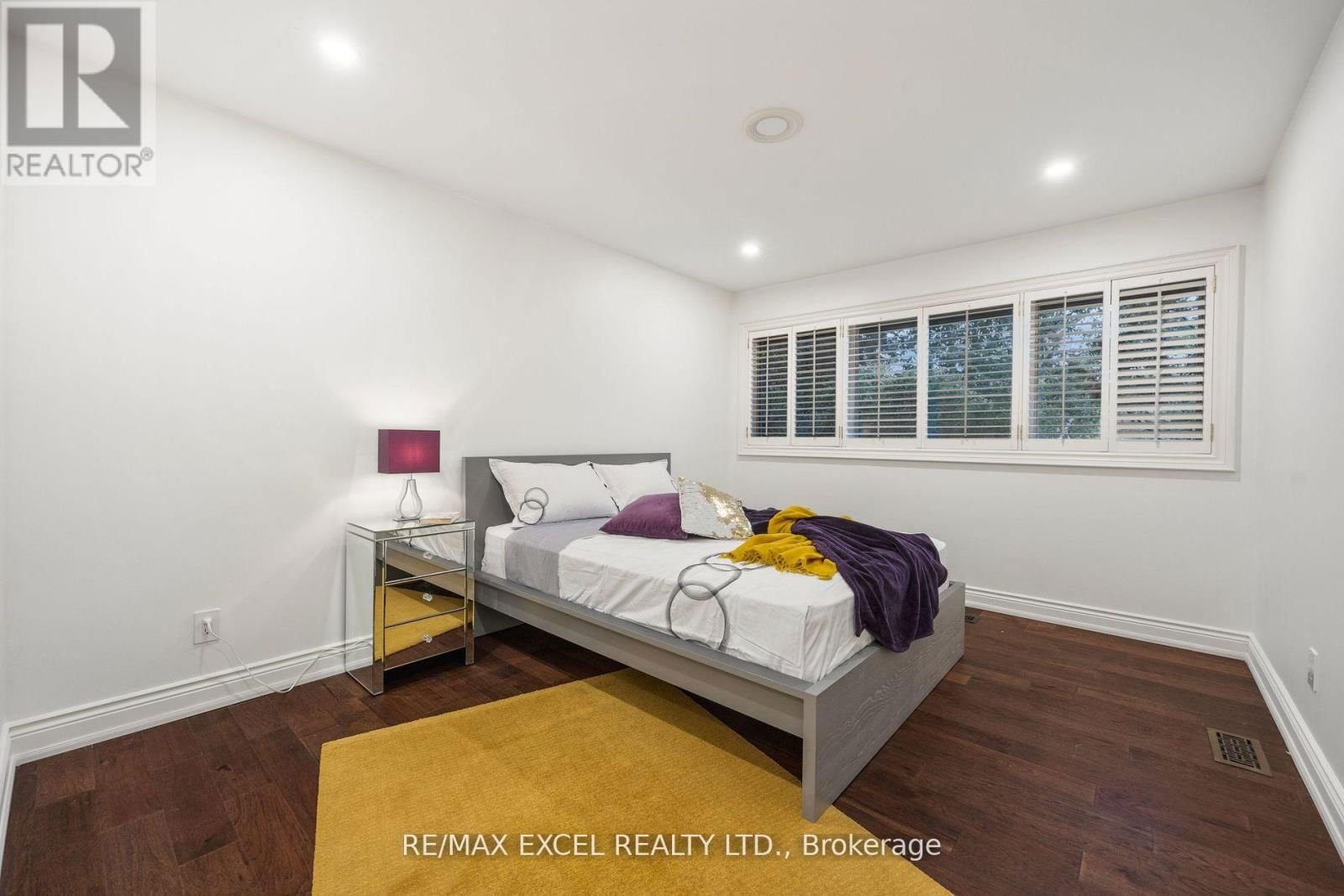 62 WIMPOLE DRIVE Image 25