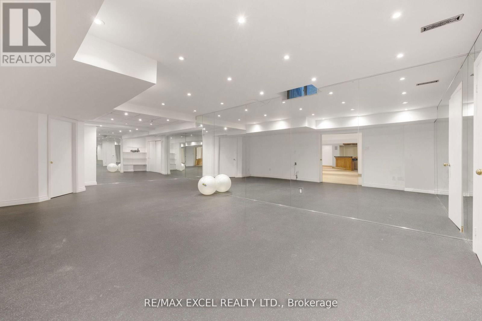 62 WIMPOLE DRIVE Image 31