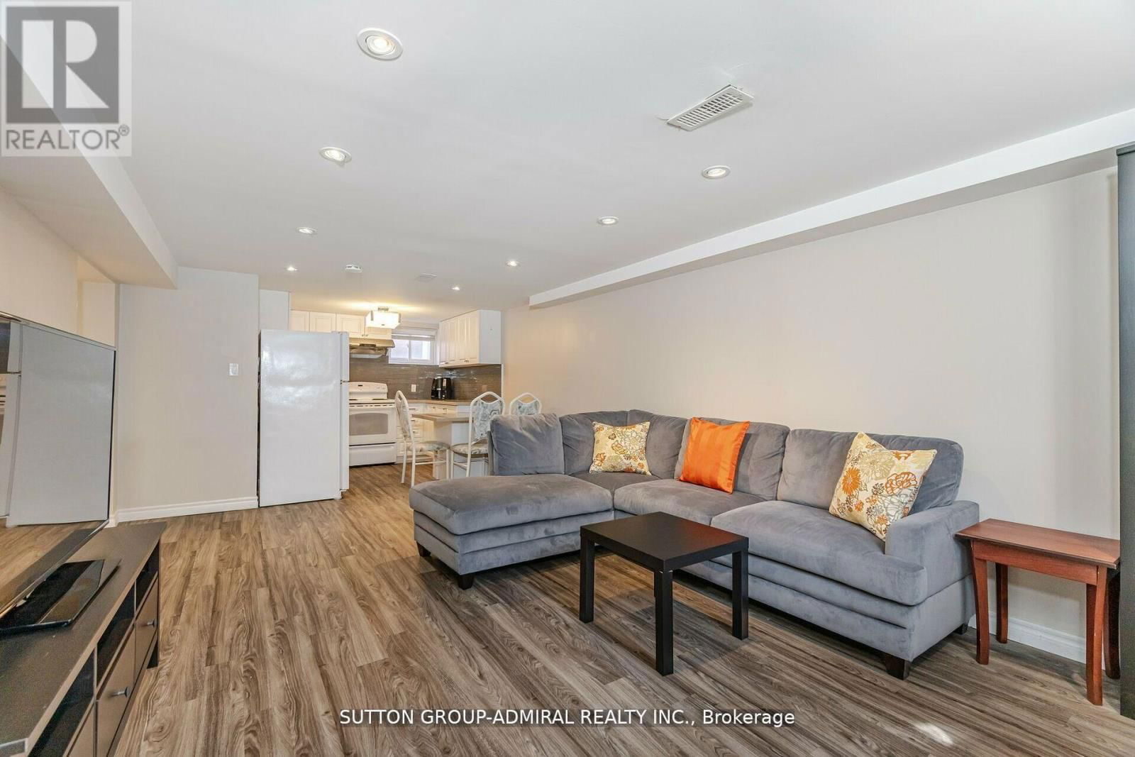 23 VINCI CRESCENT Image 27