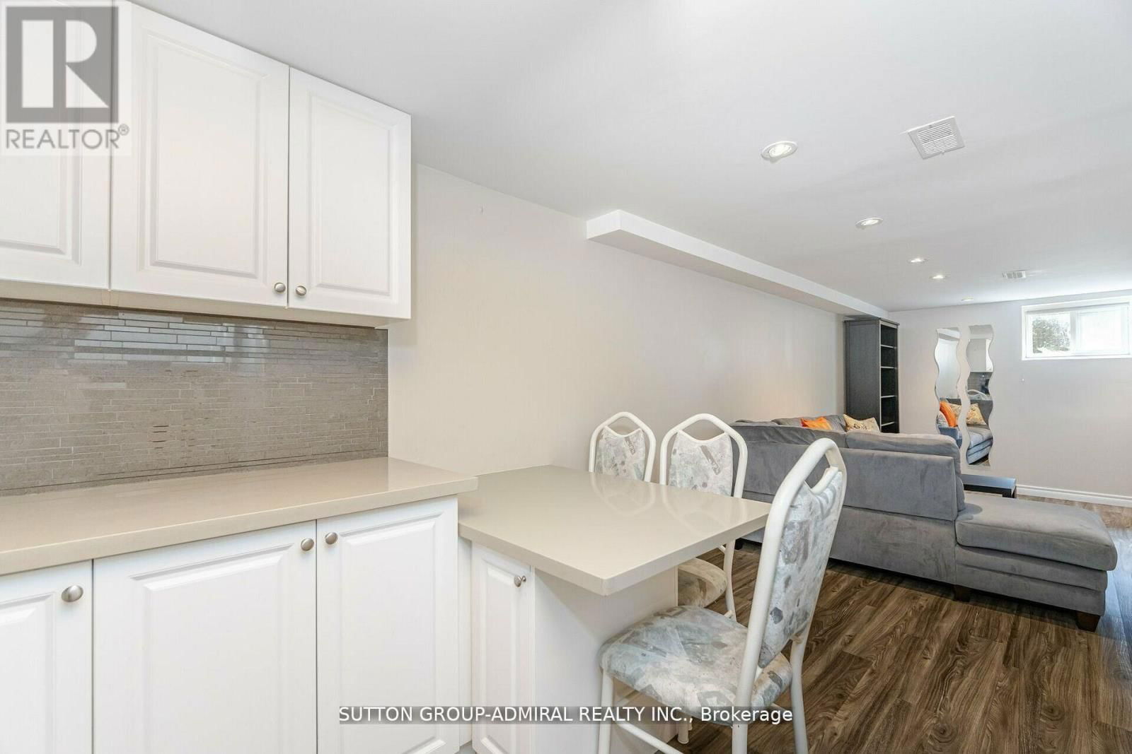 23 VINCI CRESCENT Image 32