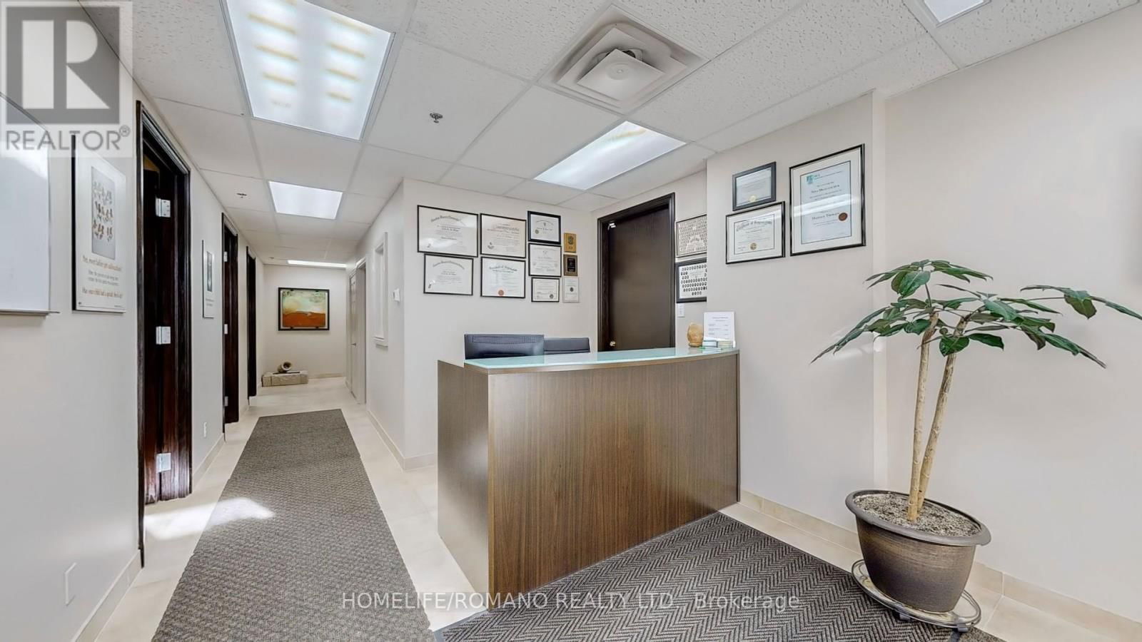 C3 - 800 SHEPPARD AVENUE WEST Image 10