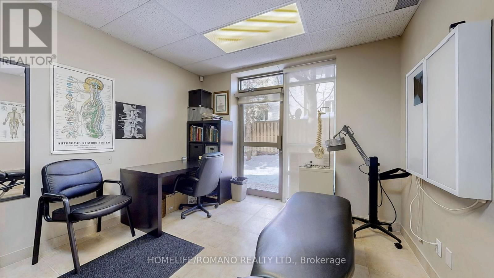 C3 - 800 SHEPPARD AVENUE WEST Image 18
