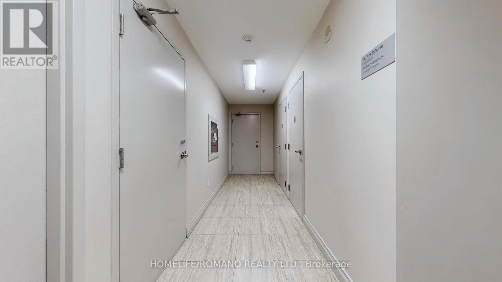 C3 - 800 SHEPPARD AVENUE WEST Image 26