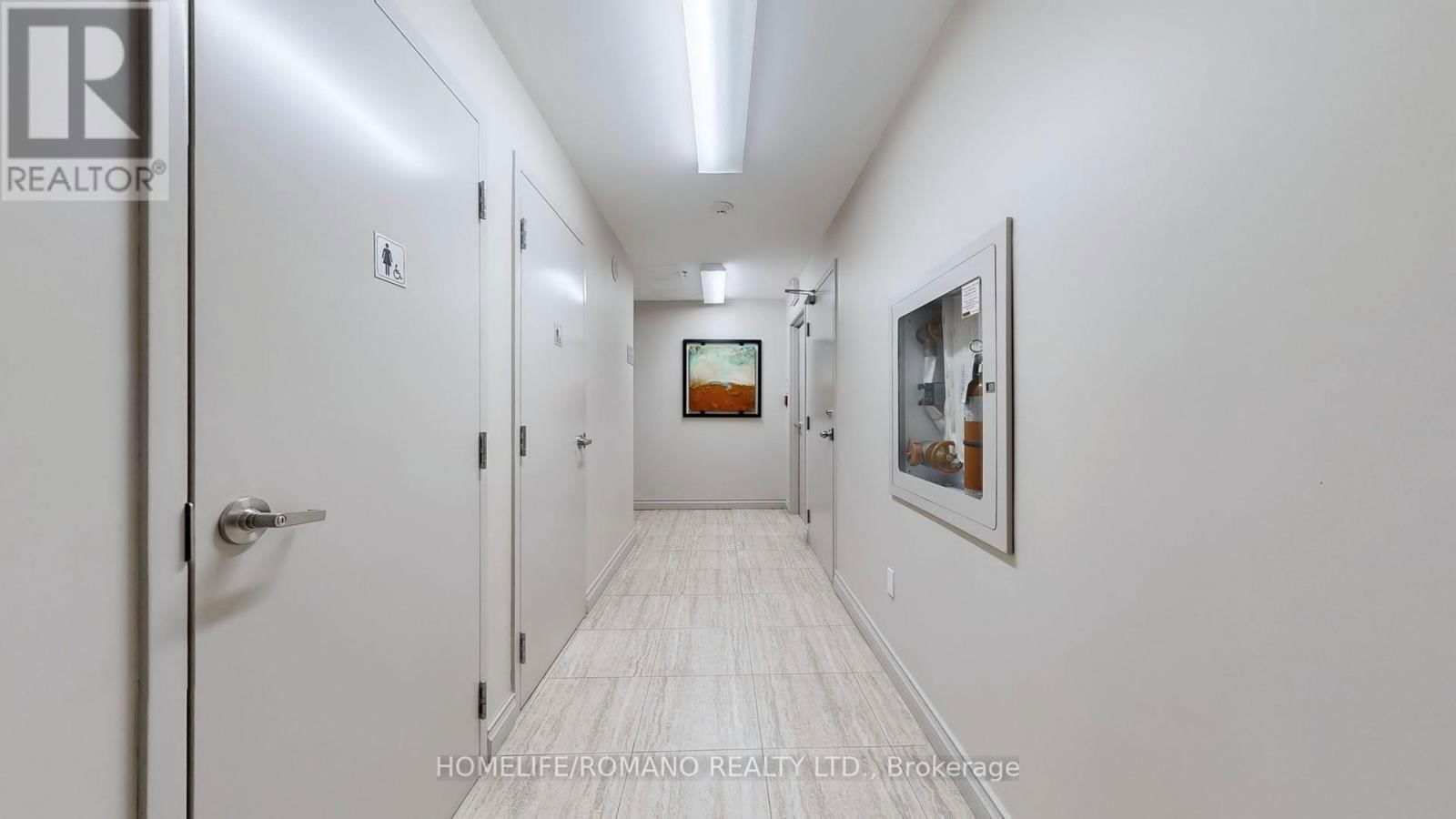 C3 - 800 SHEPPARD AVENUE WEST Image 27