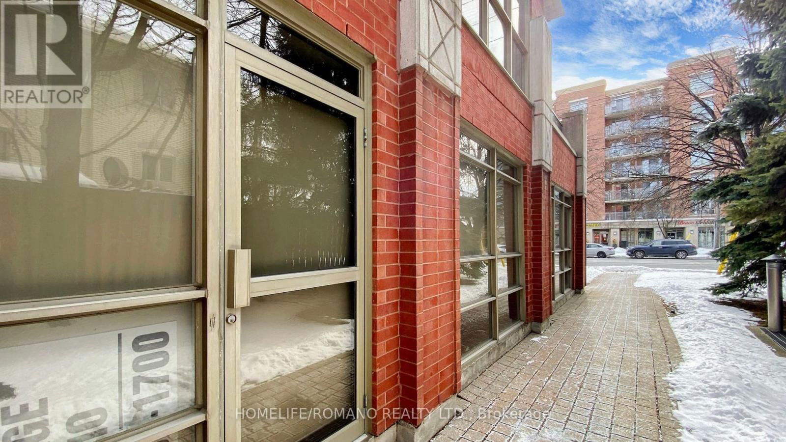 C3 - 800 SHEPPARD AVENUE WEST Image 3