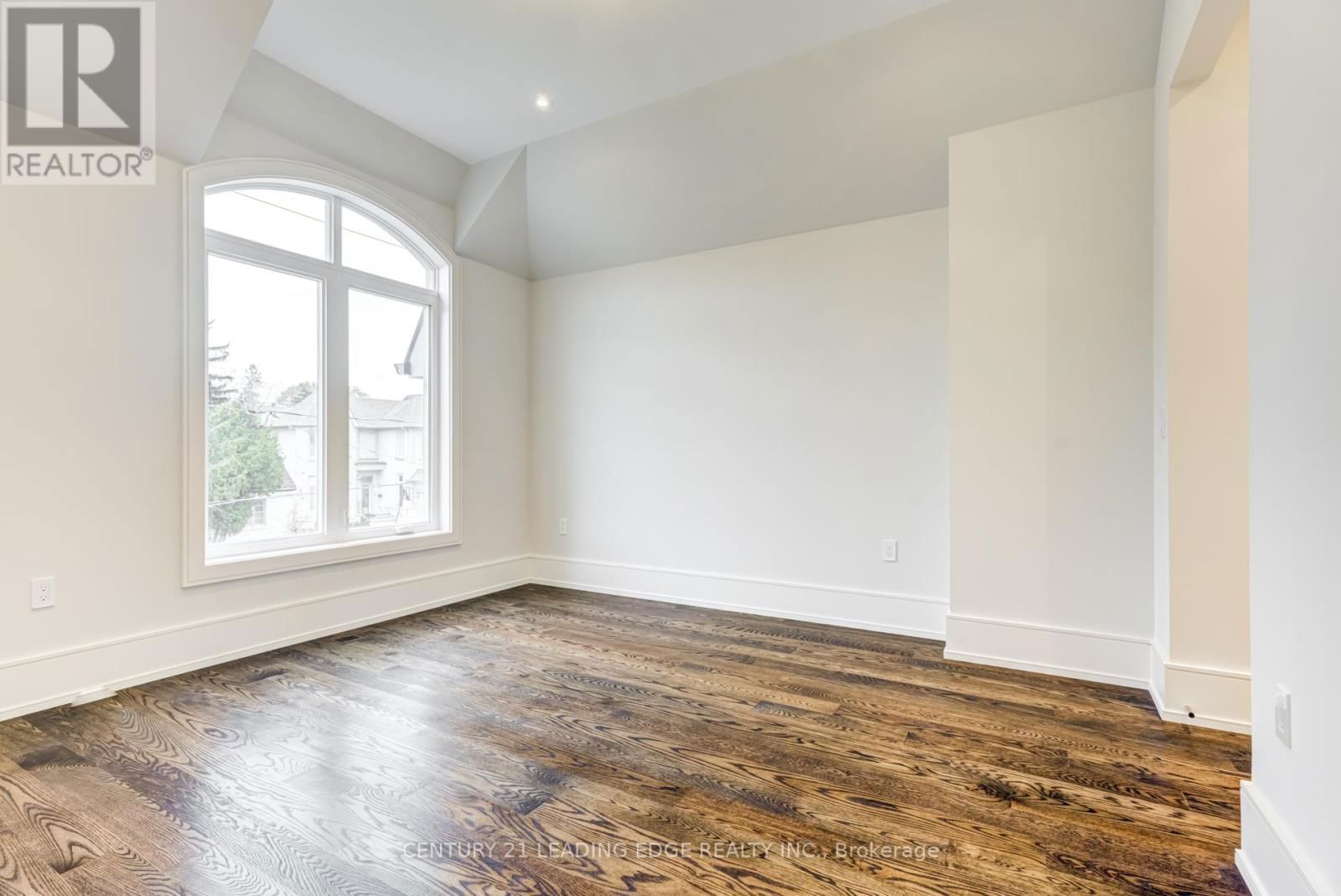 179 BURNDALE AVENUE Image 30