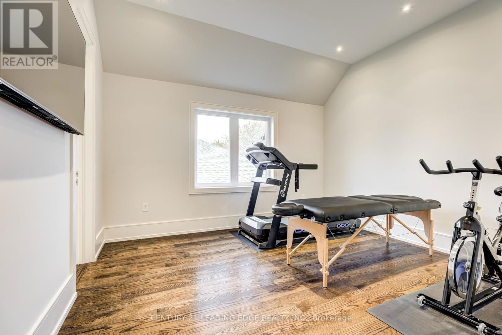 179 BURNDALE AVENUE Image 31