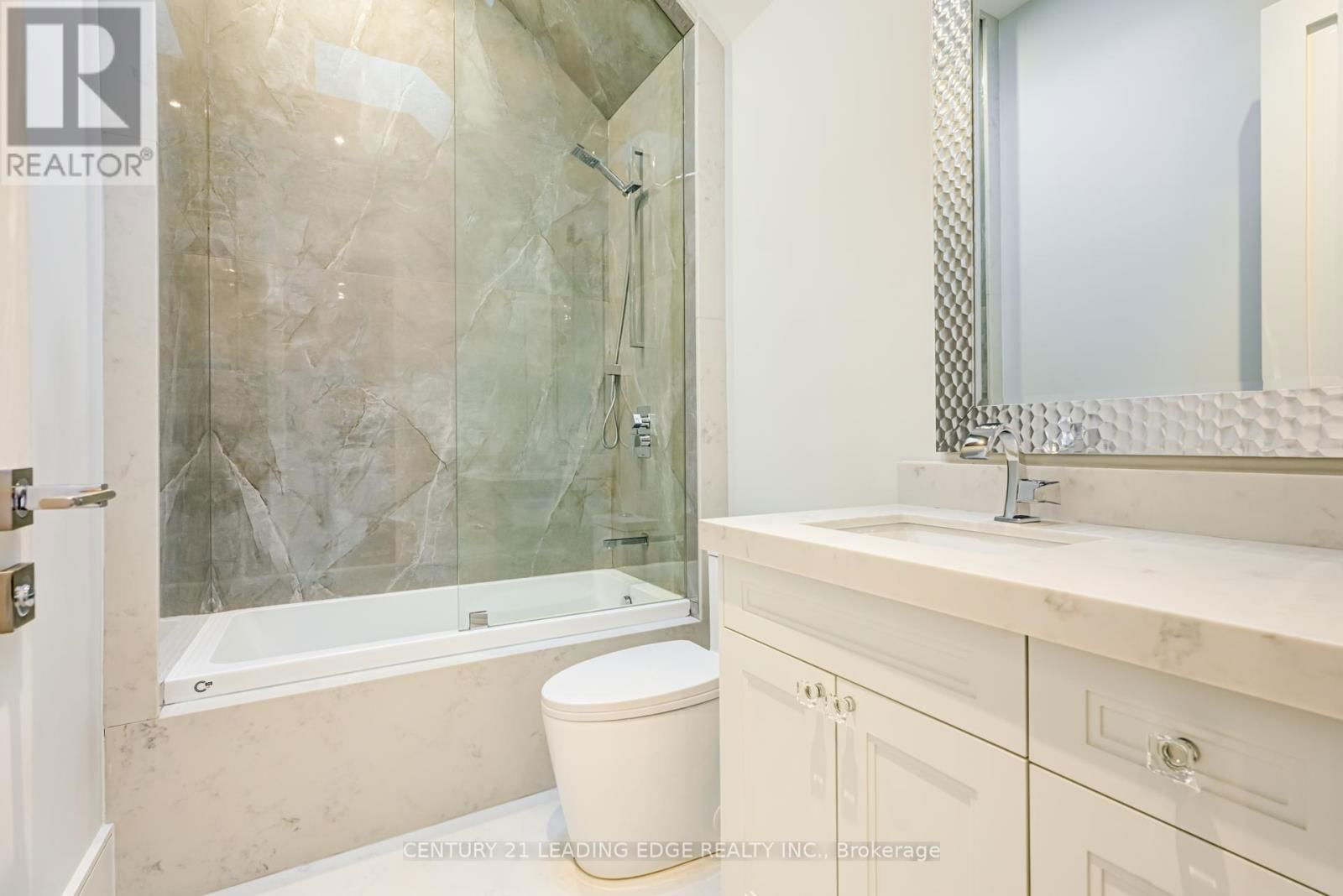 179 BURNDALE AVENUE Image 32