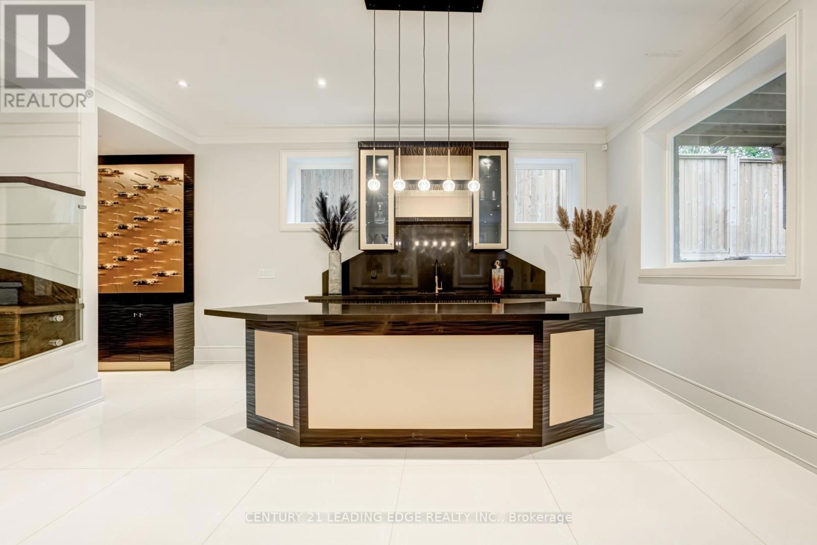 179 BURNDALE AVENUE Image 34