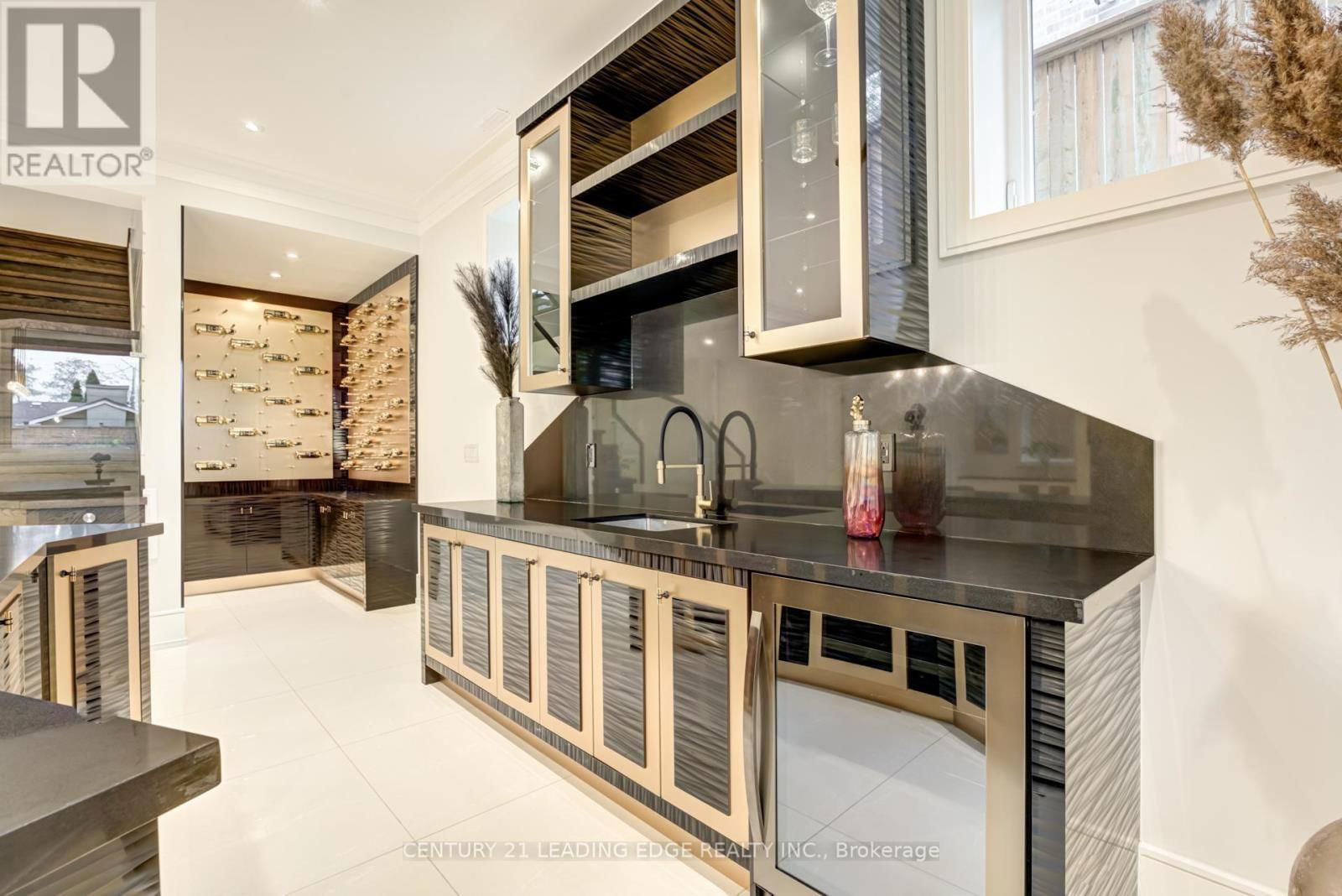 179 BURNDALE AVENUE Image 35