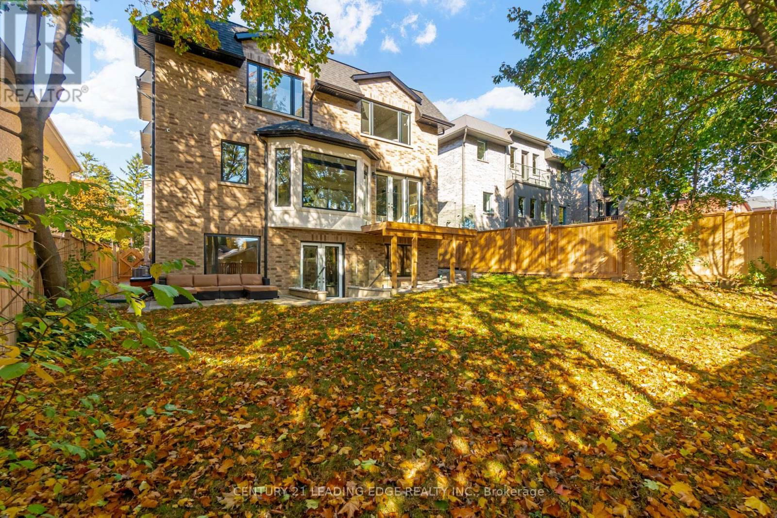 179 BURNDALE AVENUE Image 38