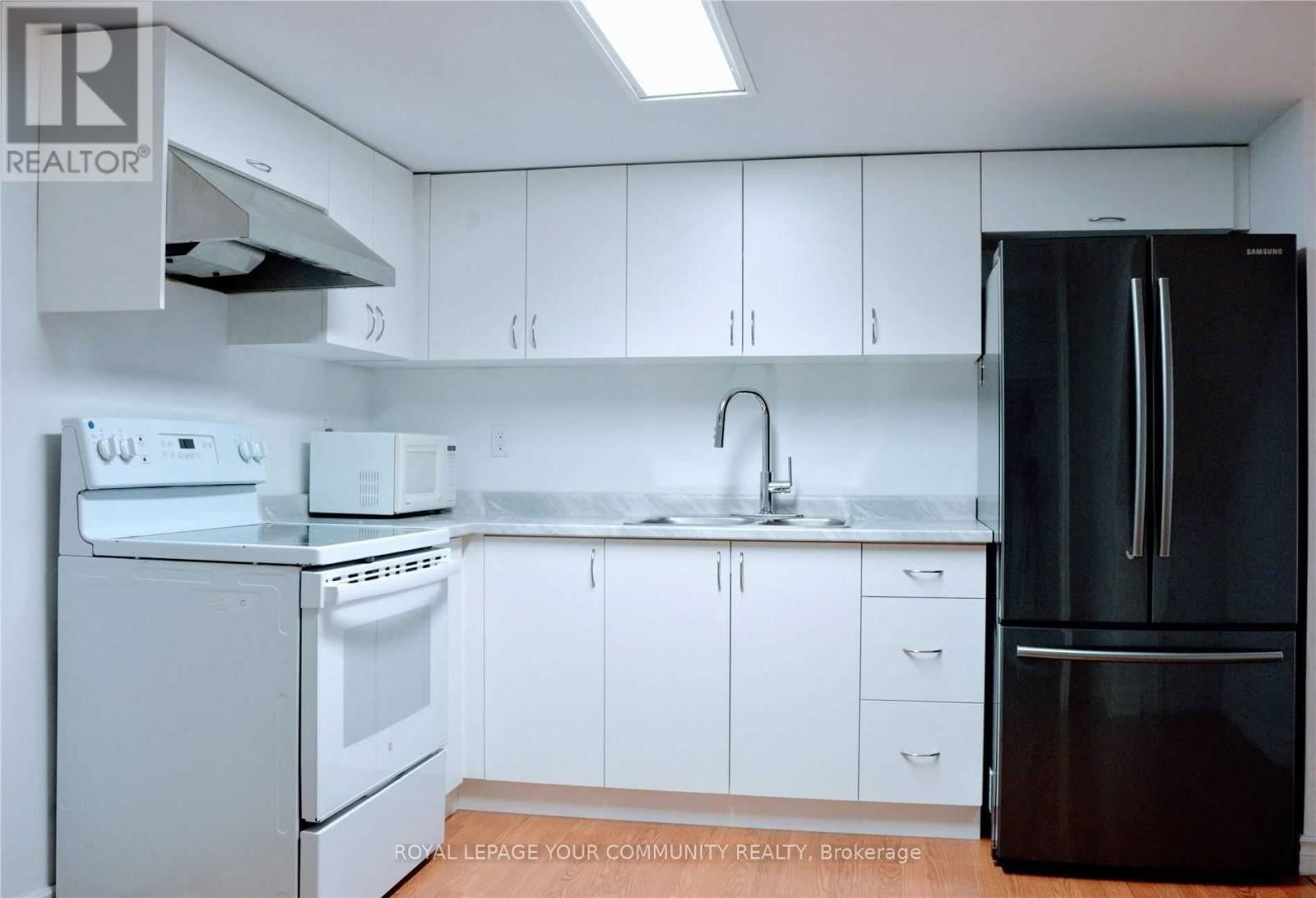 106 CONNAUGHT AVENUE Image 2