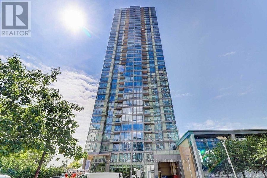 1708 - 5 MARINER TERRACE Image 1