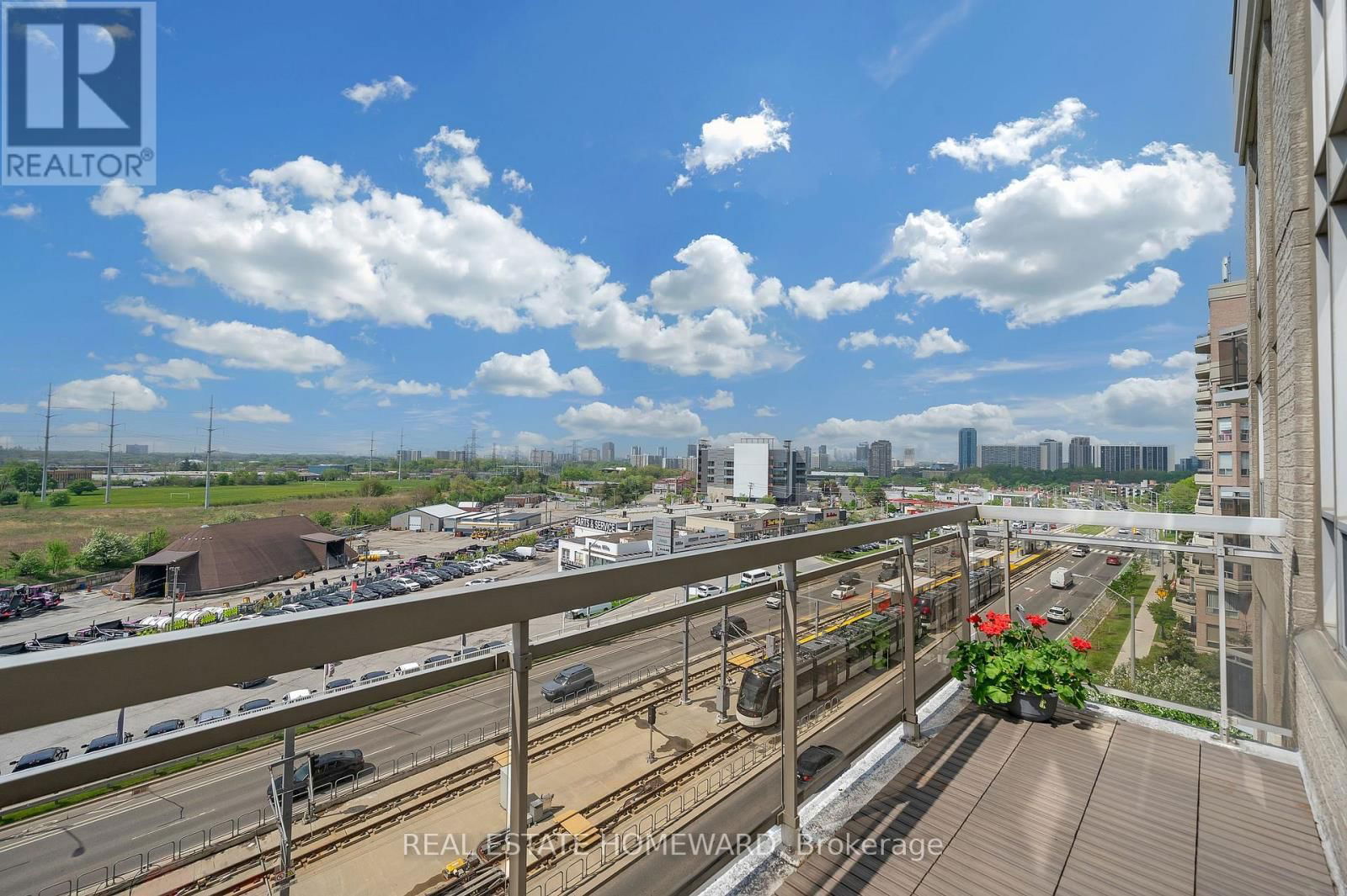 812 - 1720 EGLINTON AVENUE EAST Image 29