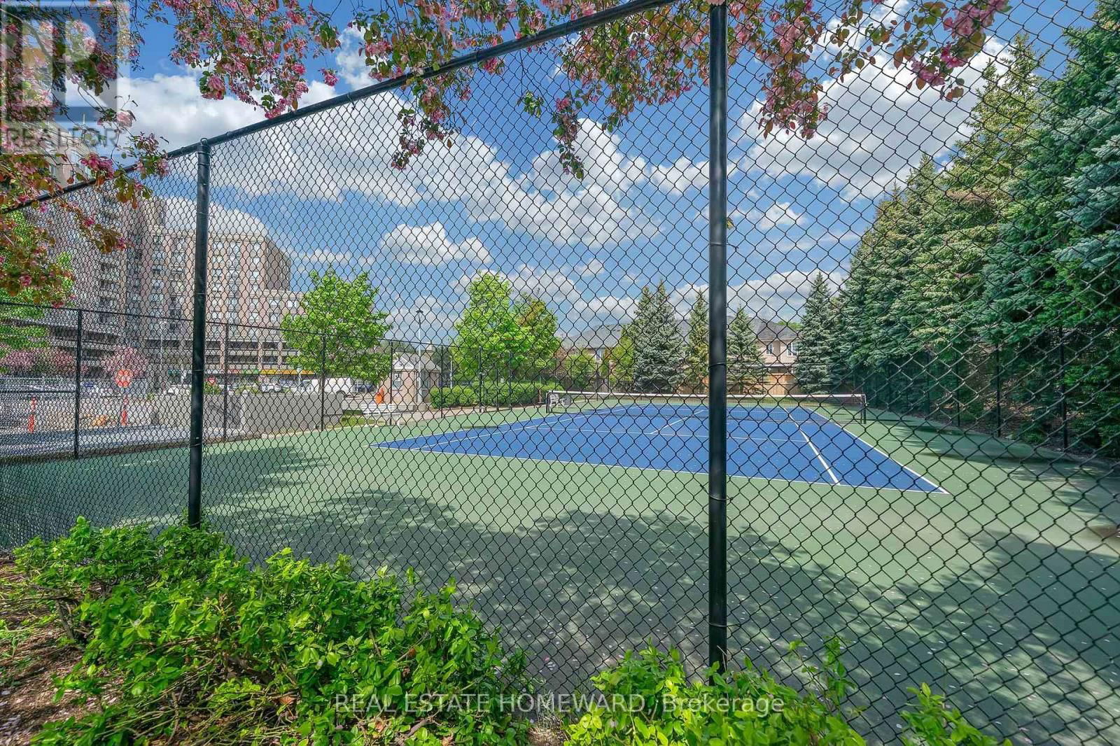 812 - 1720 EGLINTON AVENUE EAST Image 36