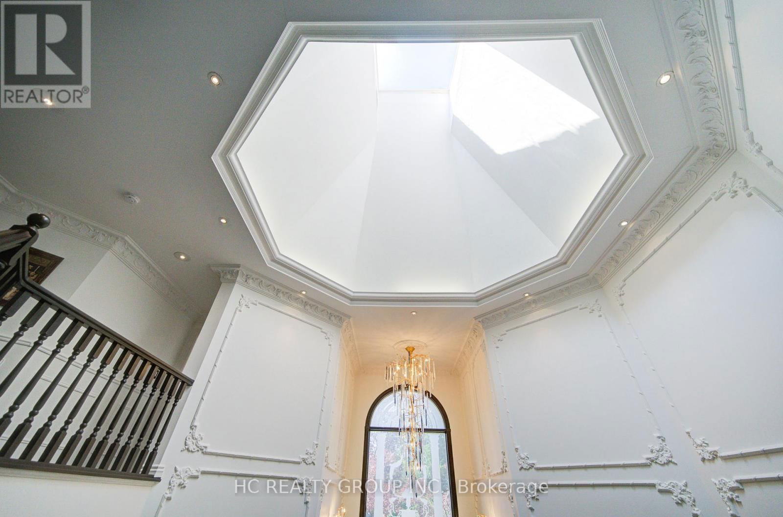 156 BURBANK DRIVE Image 18