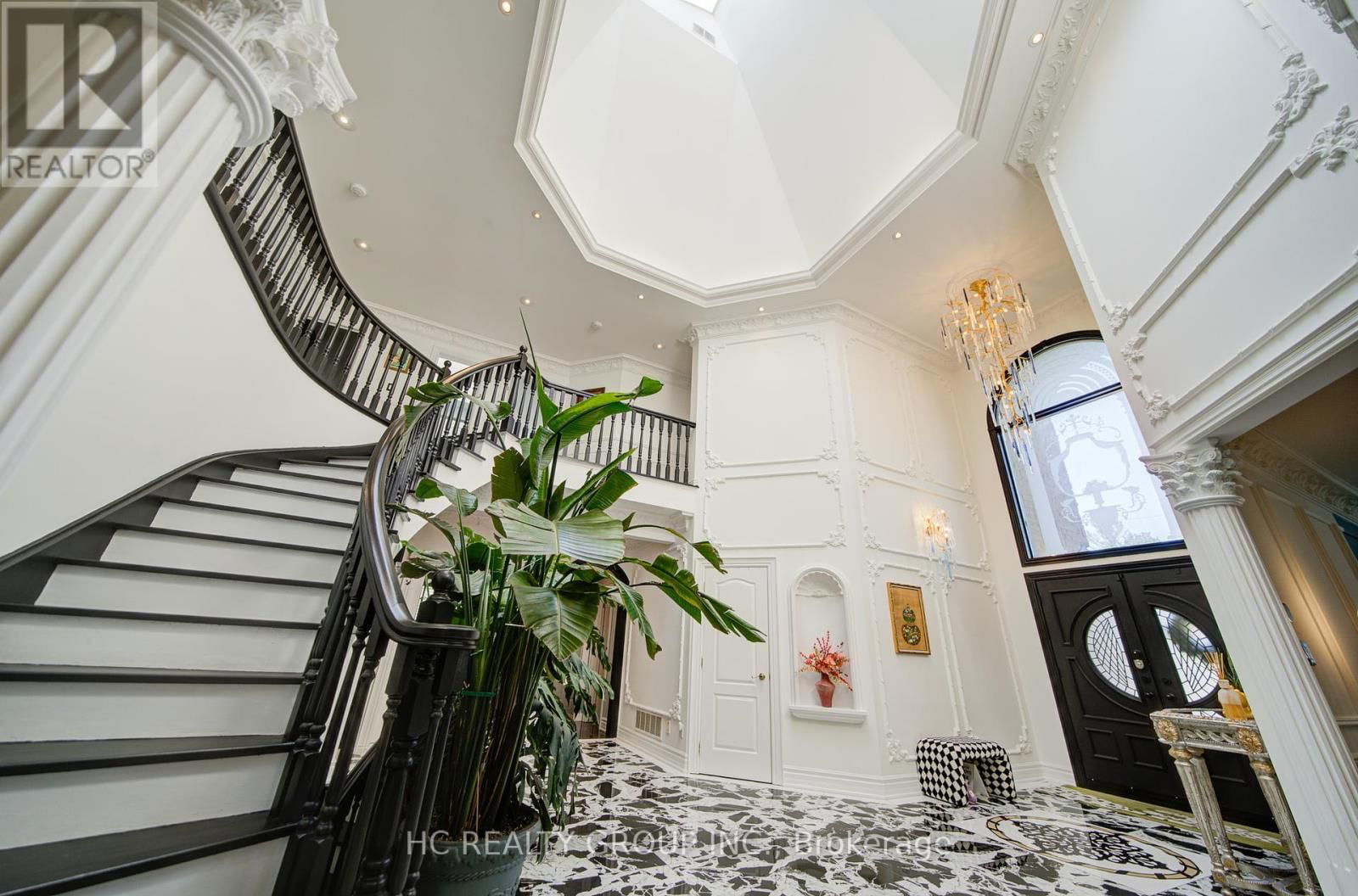 156 BURBANK DRIVE Image 7