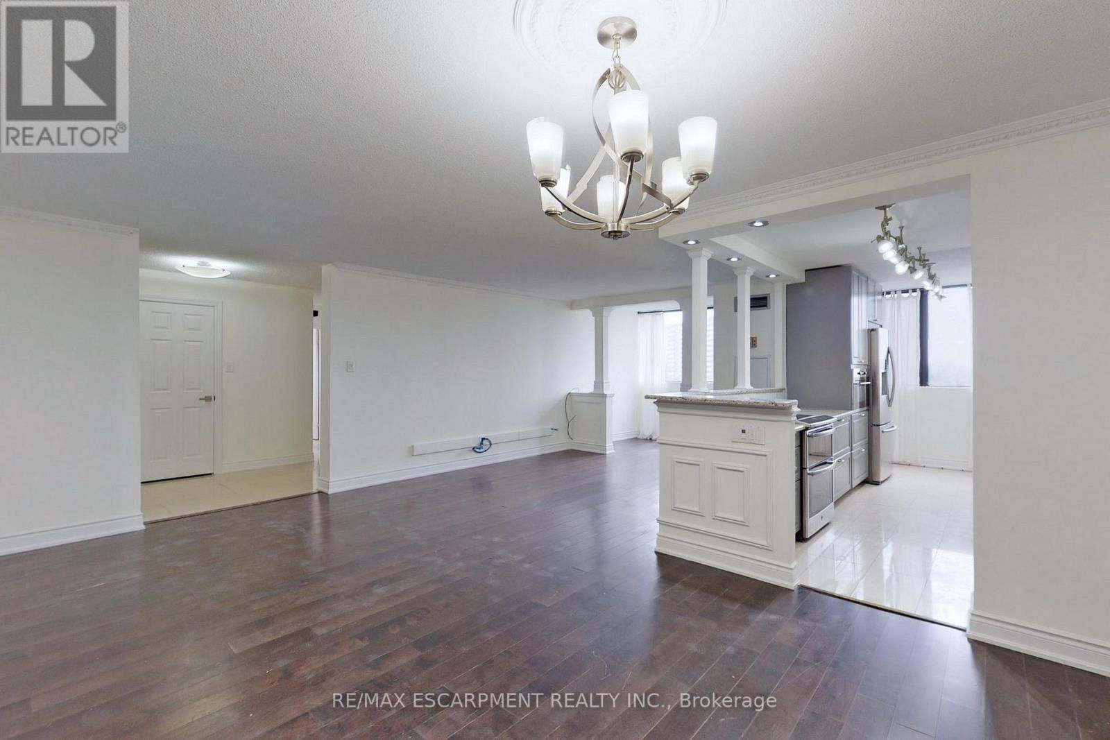 605 - 133 TORRESDALE AVENUE Image 18