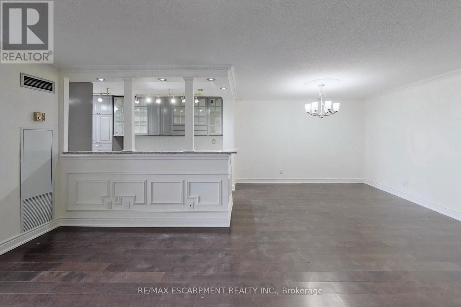 605 - 133 TORRESDALE AVENUE Image 19