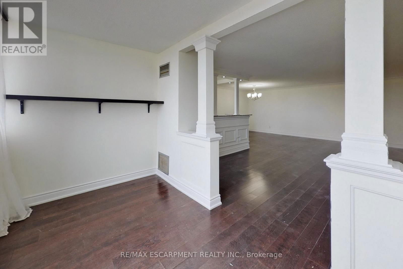 605 - 133 TORRESDALE AVENUE Image 21