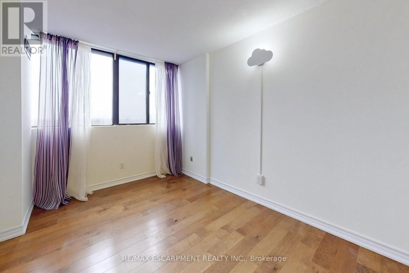 605 - 133 TORRESDALE AVENUE Image 25