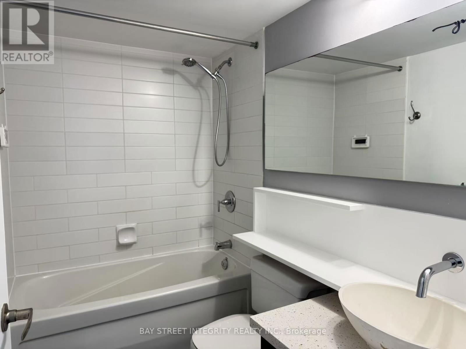 3511 - 15 FORT YORK BOULEVARD Image 6