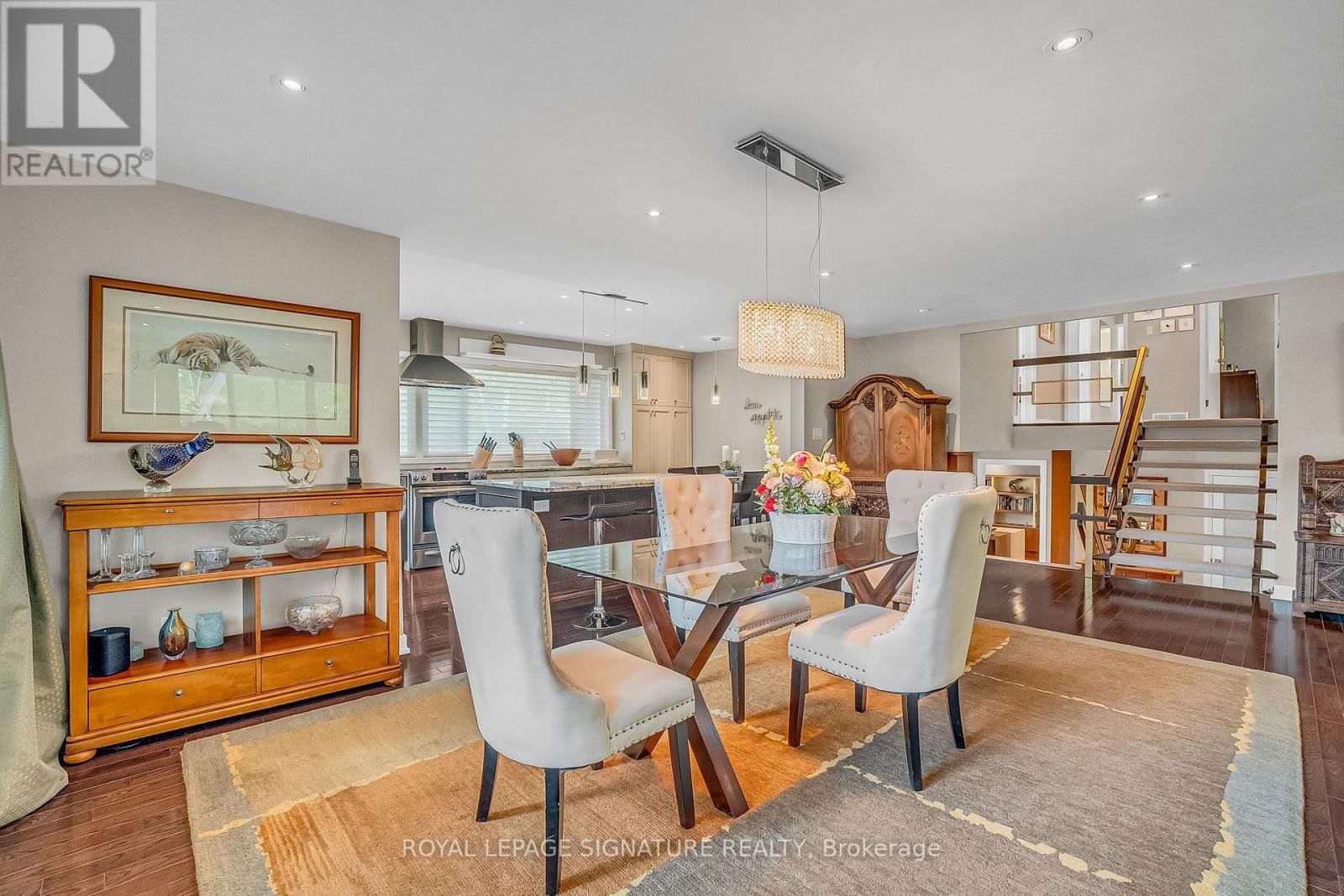 8 SILVERDALE CRESCENT Image 10