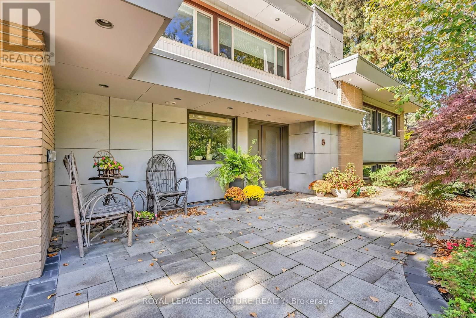 8 SILVERDALE CRESCENT Image 3