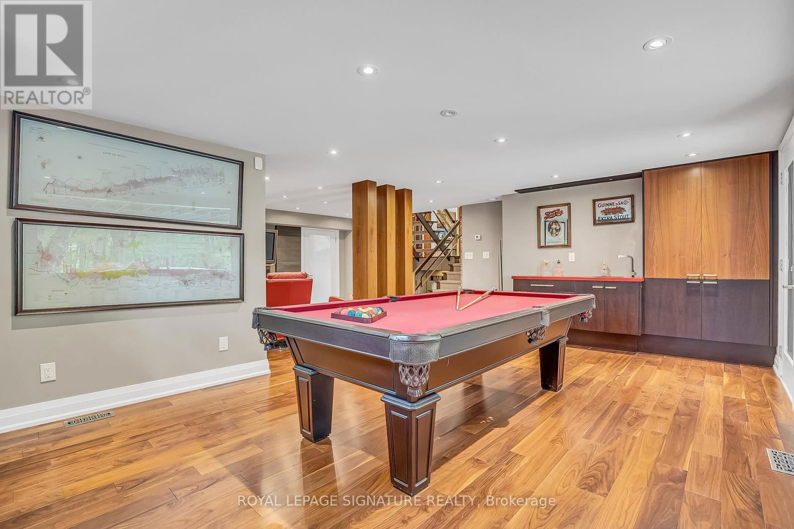 8 SILVERDALE CRESCENT Image 33