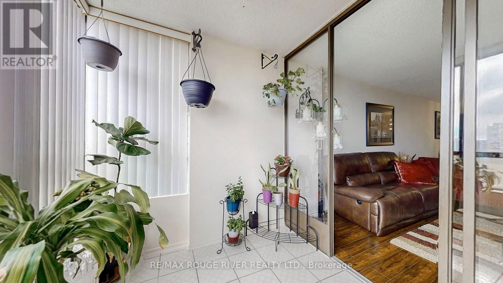 901 - 131 TORRESDALE AVENUE Image 13