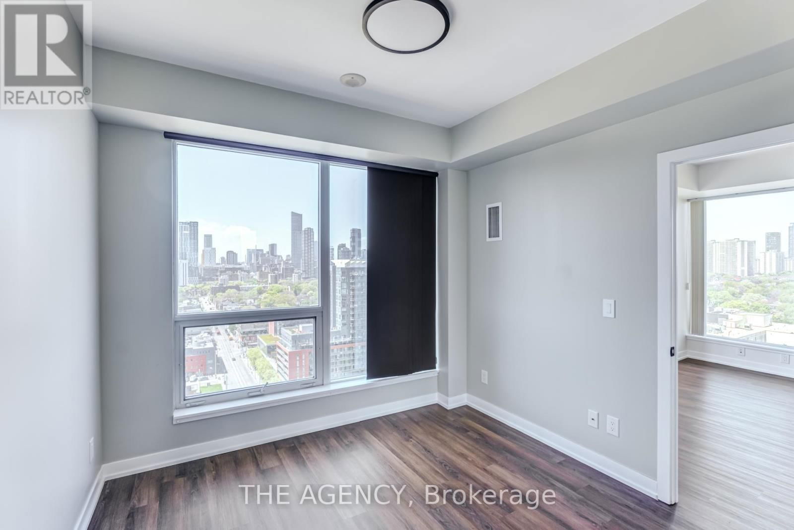2009 - 225 SACKVILLE STREET Image 15