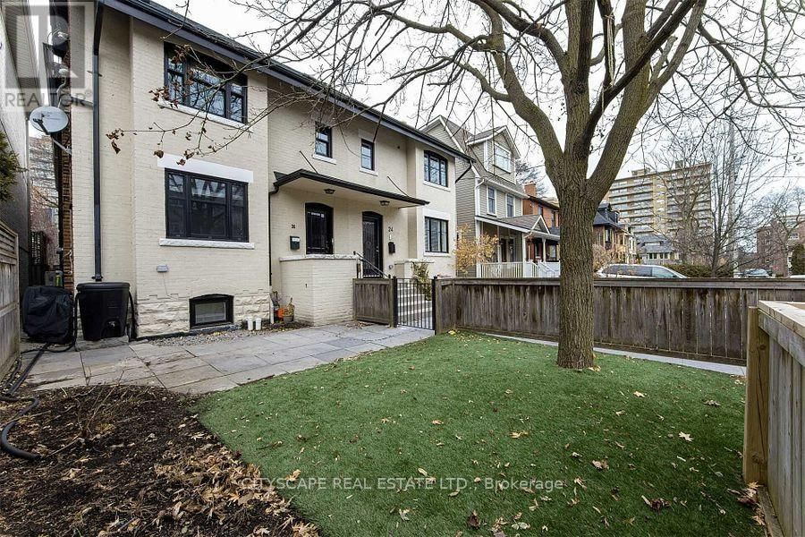 Bsmt - 26 DUGGAN AVENUE Image 12