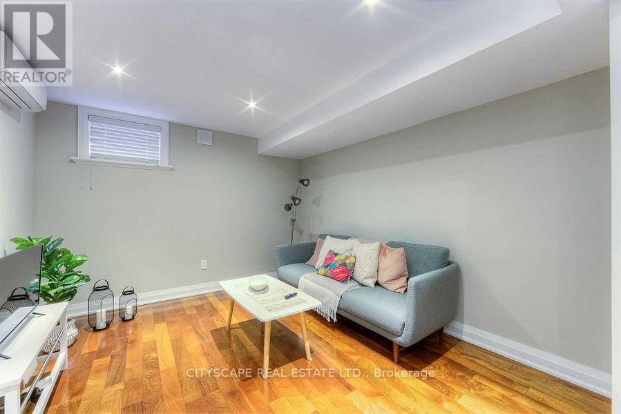 Bsmt - 26 DUGGAN AVENUE Image 8