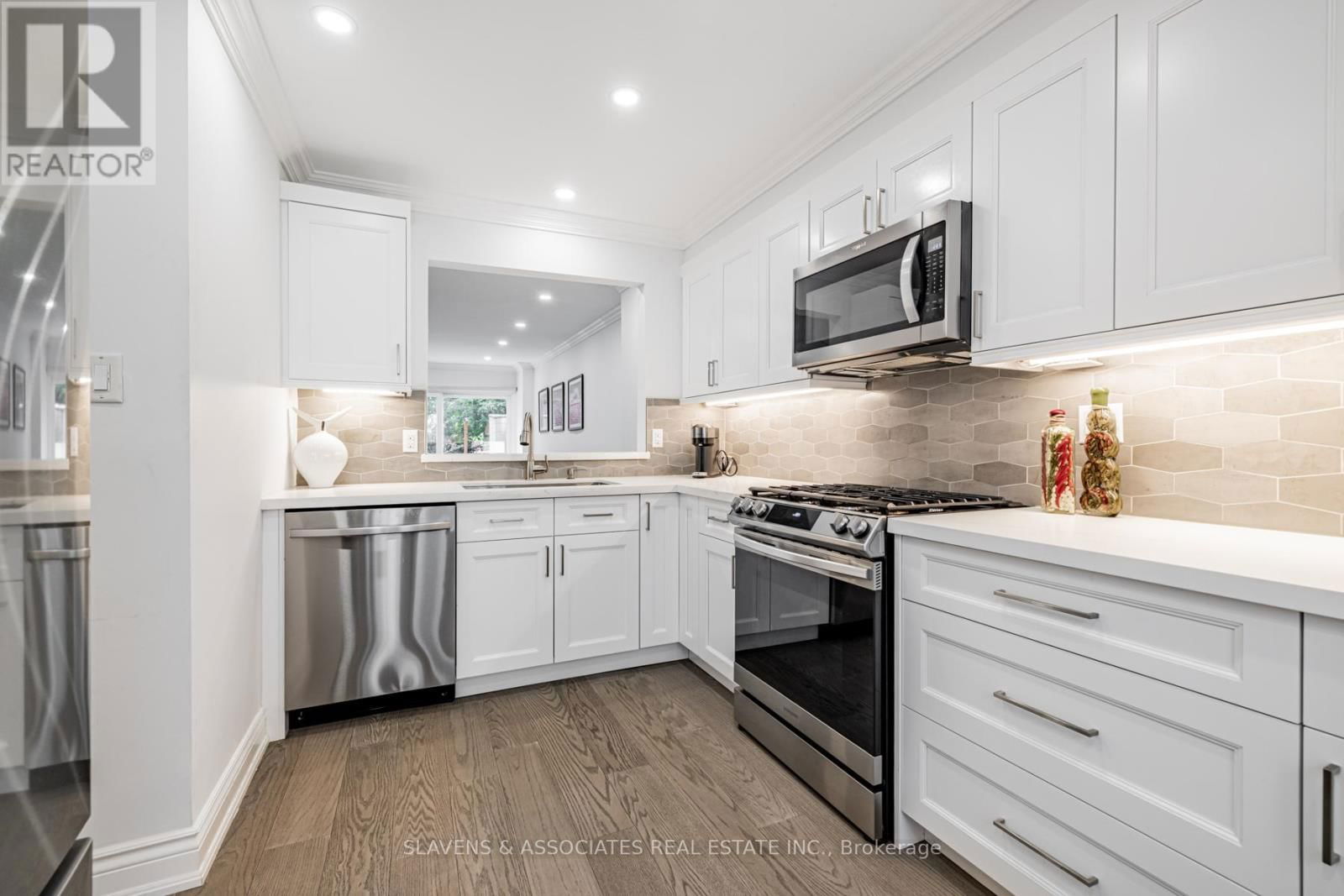 1 - 1356 BATHURST STREET Image 14