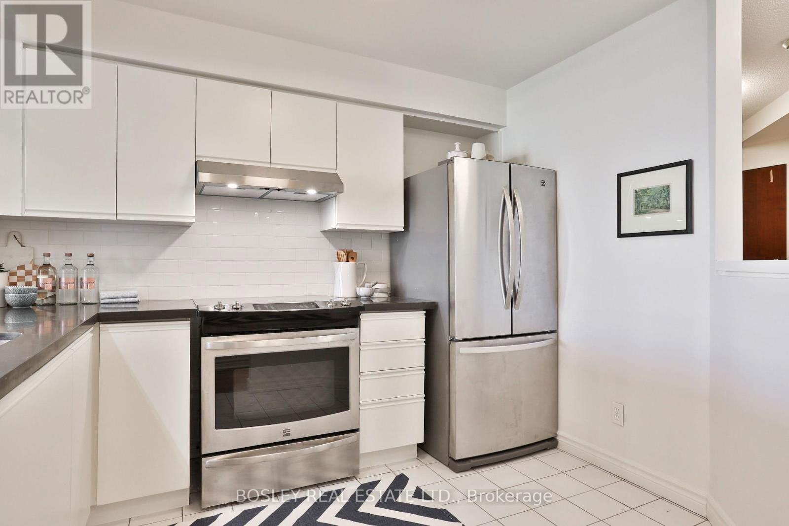 402 - 356 MCRAE DRIVE Image 7