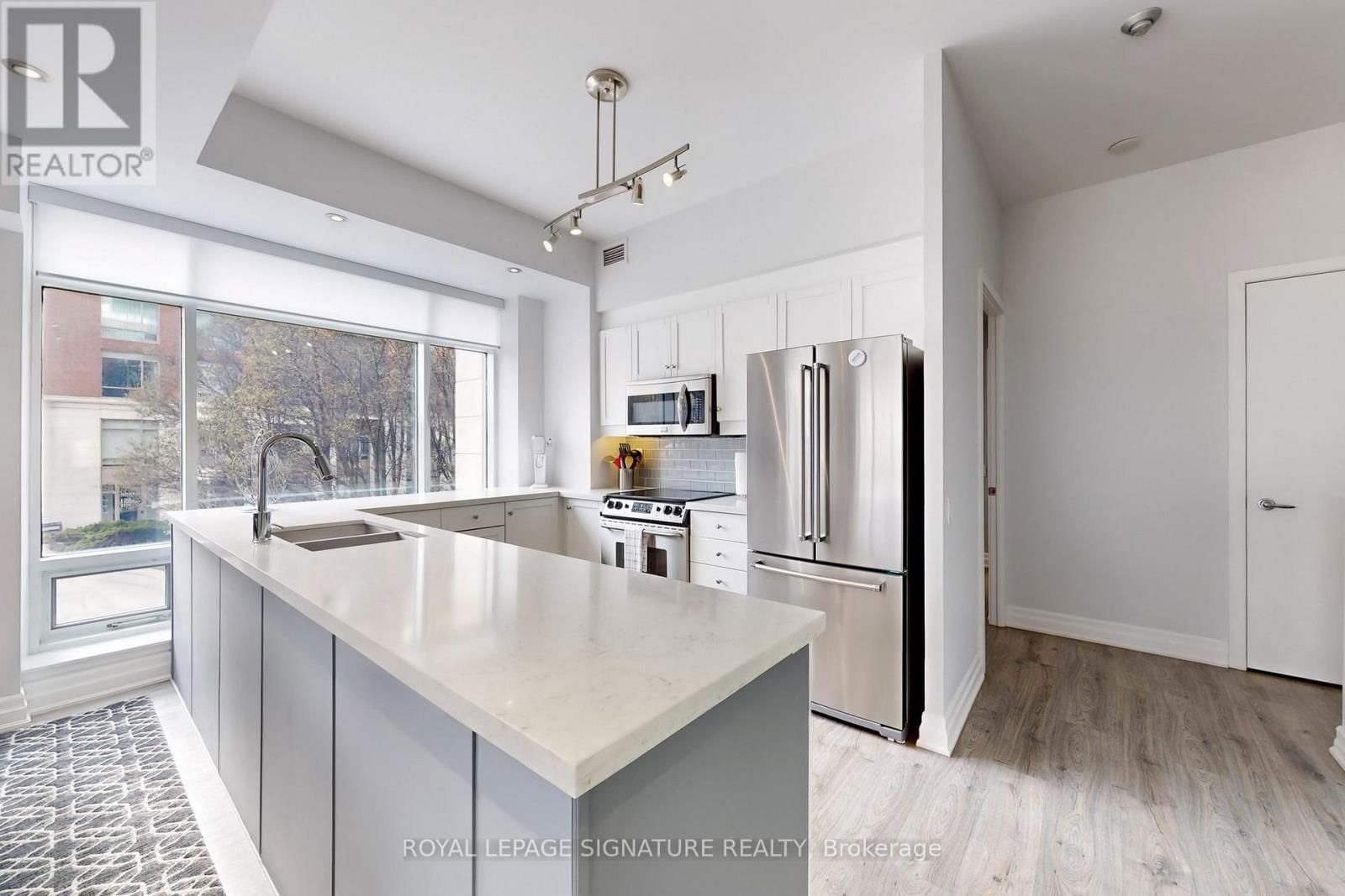 102E Upper - 500 QUEENS QUAY WEST Image 1