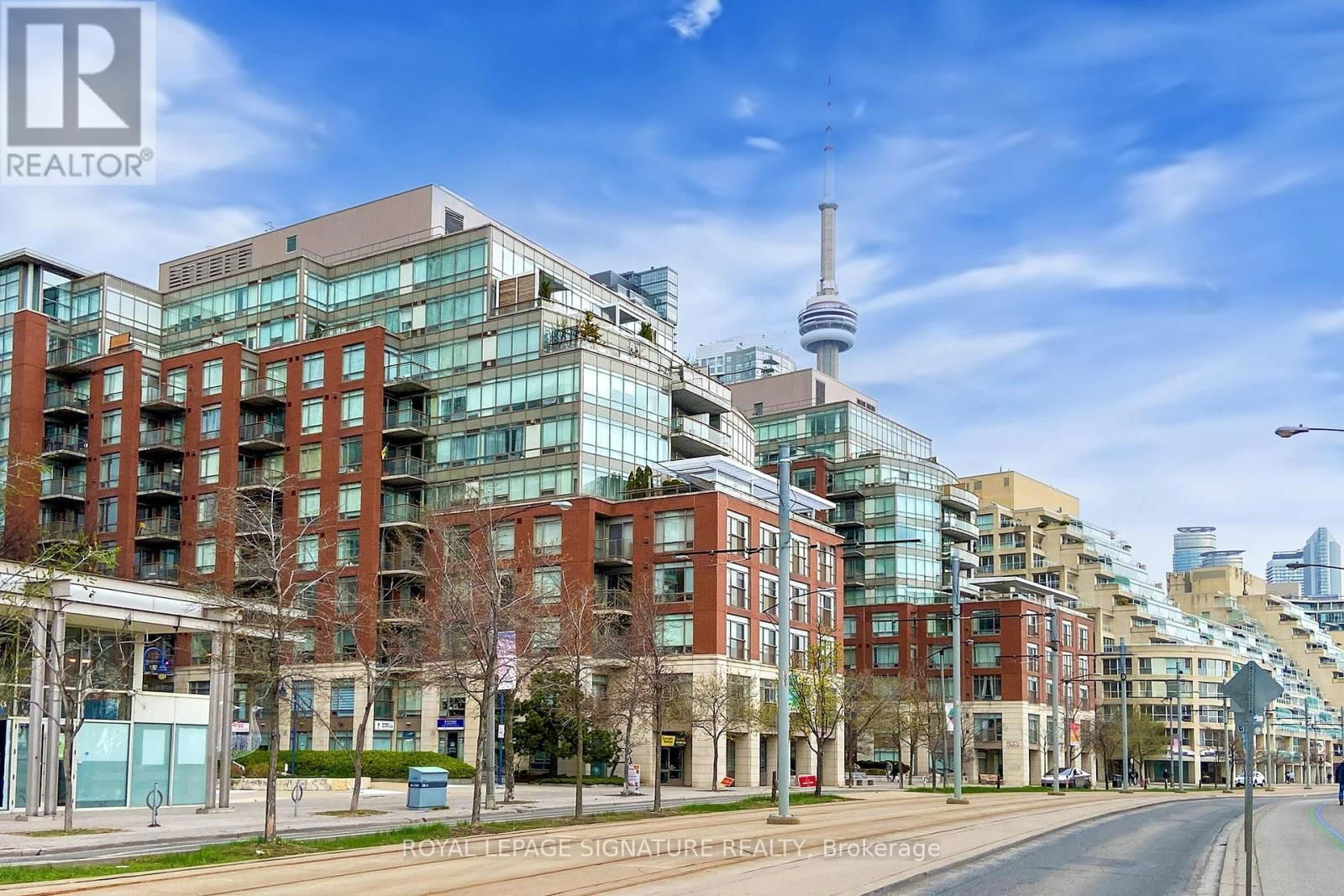 102E Upper - 500 QUEENS QUAY WEST Image 23