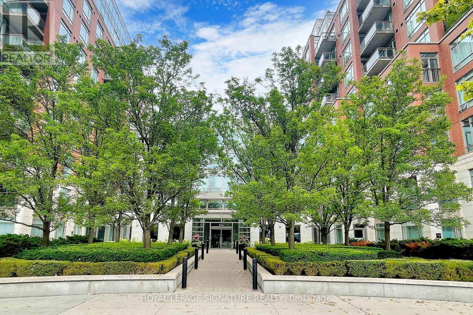 102E Upper - 500 QUEENS QUAY WEST Image 24