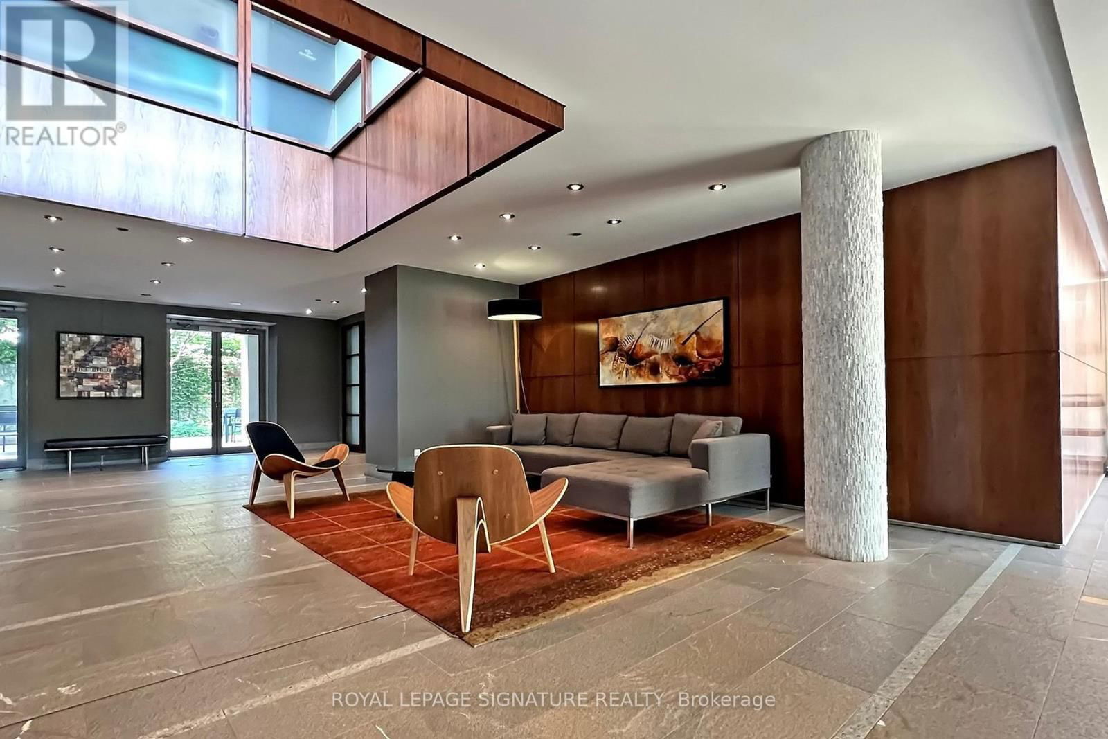 102E Upper - 500 QUEENS QUAY WEST Image 28