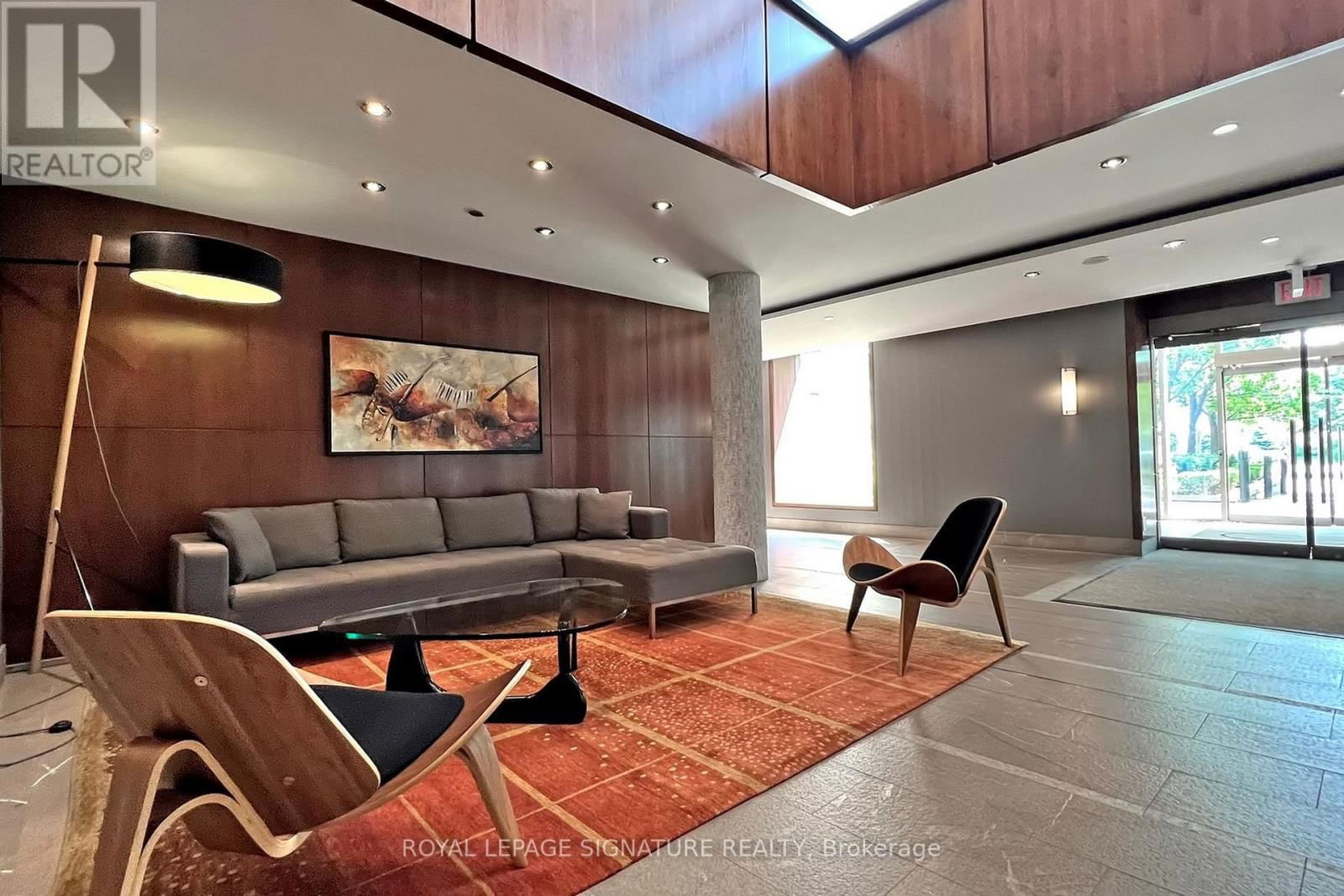 102E Upper - 500 QUEENS QUAY WEST Image 29