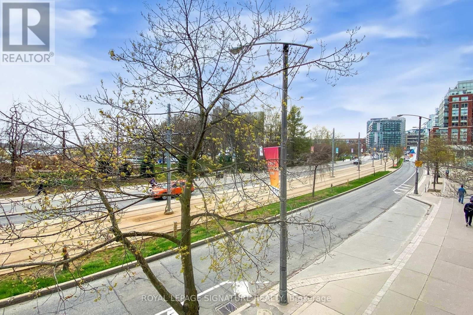 102E Upper - 500 QUEENS QUAY WEST Image 8