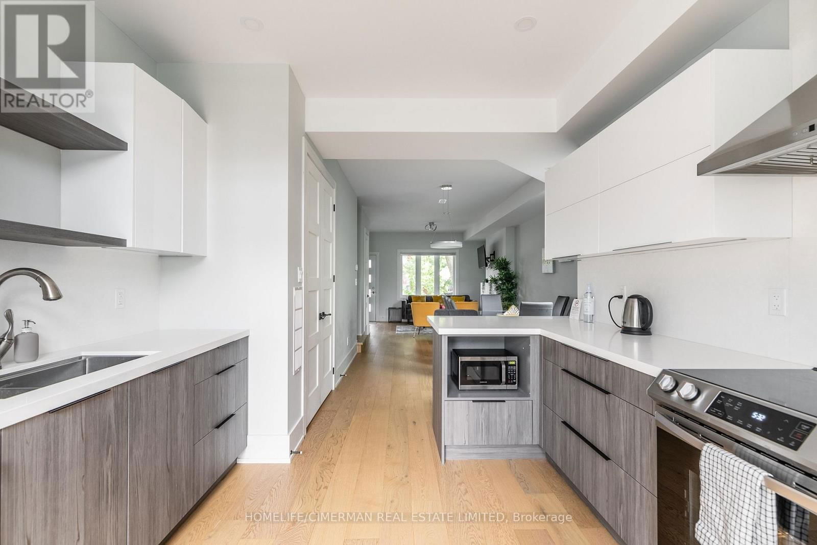 223 MANNING AVENUE Image 13