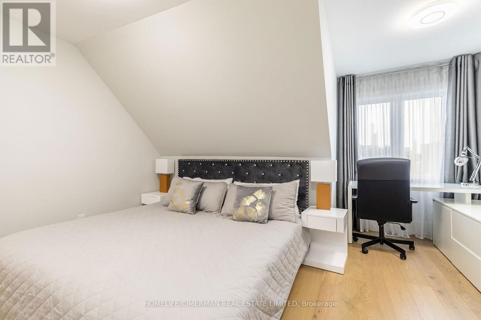 223 MANNING AVENUE Image 17