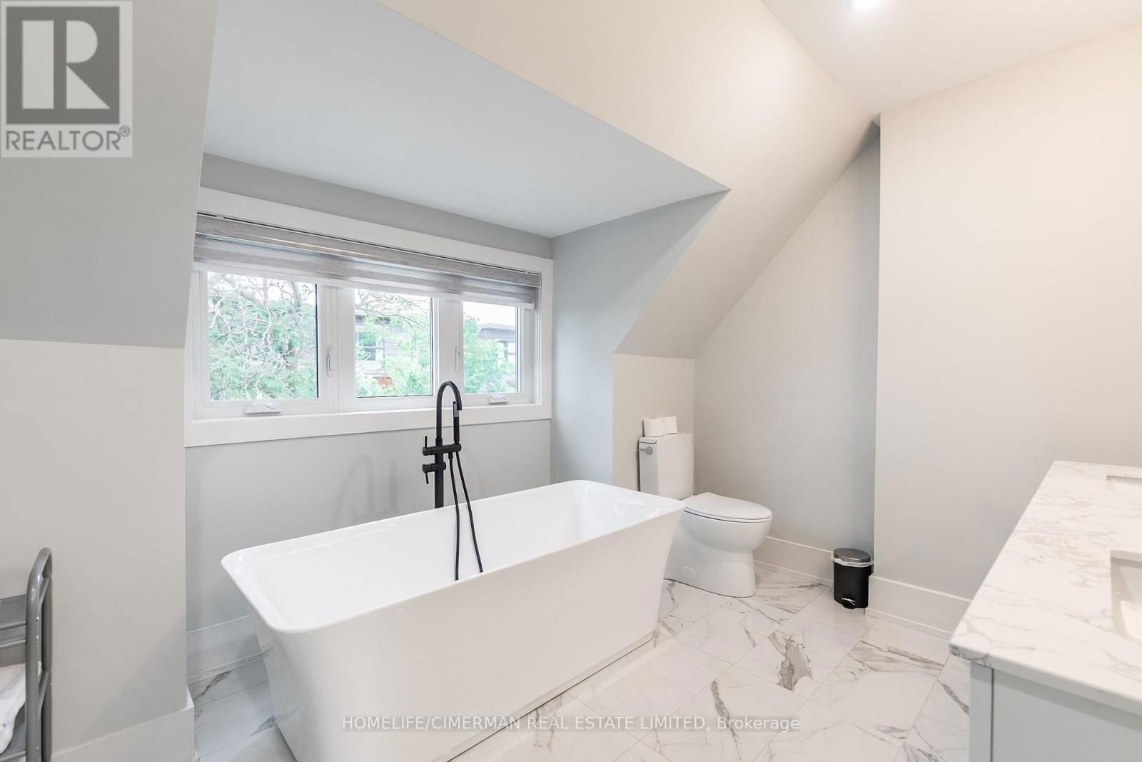223 MANNING AVENUE Image 20