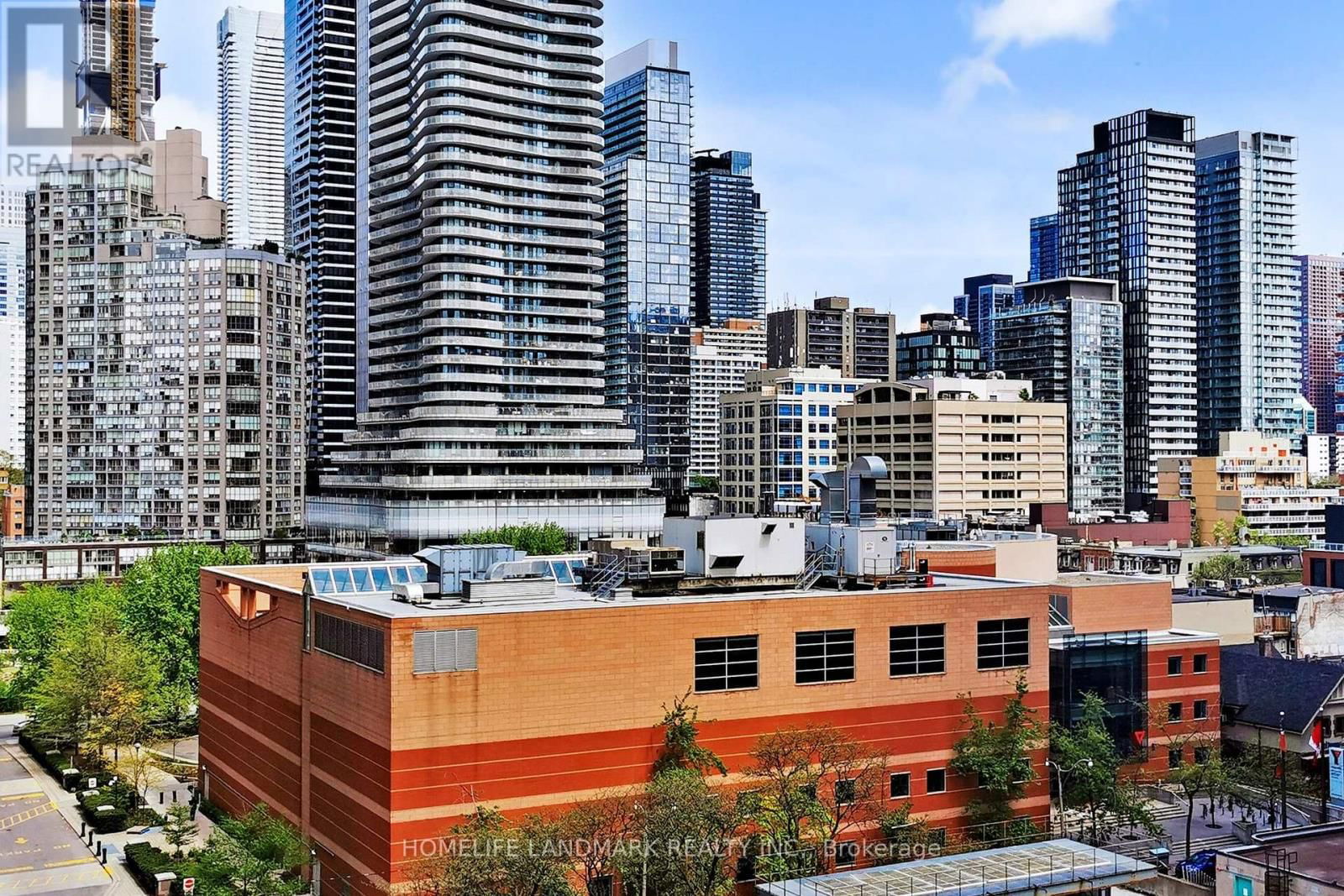 808 - 38 GRENVILLE STREET Image 21
