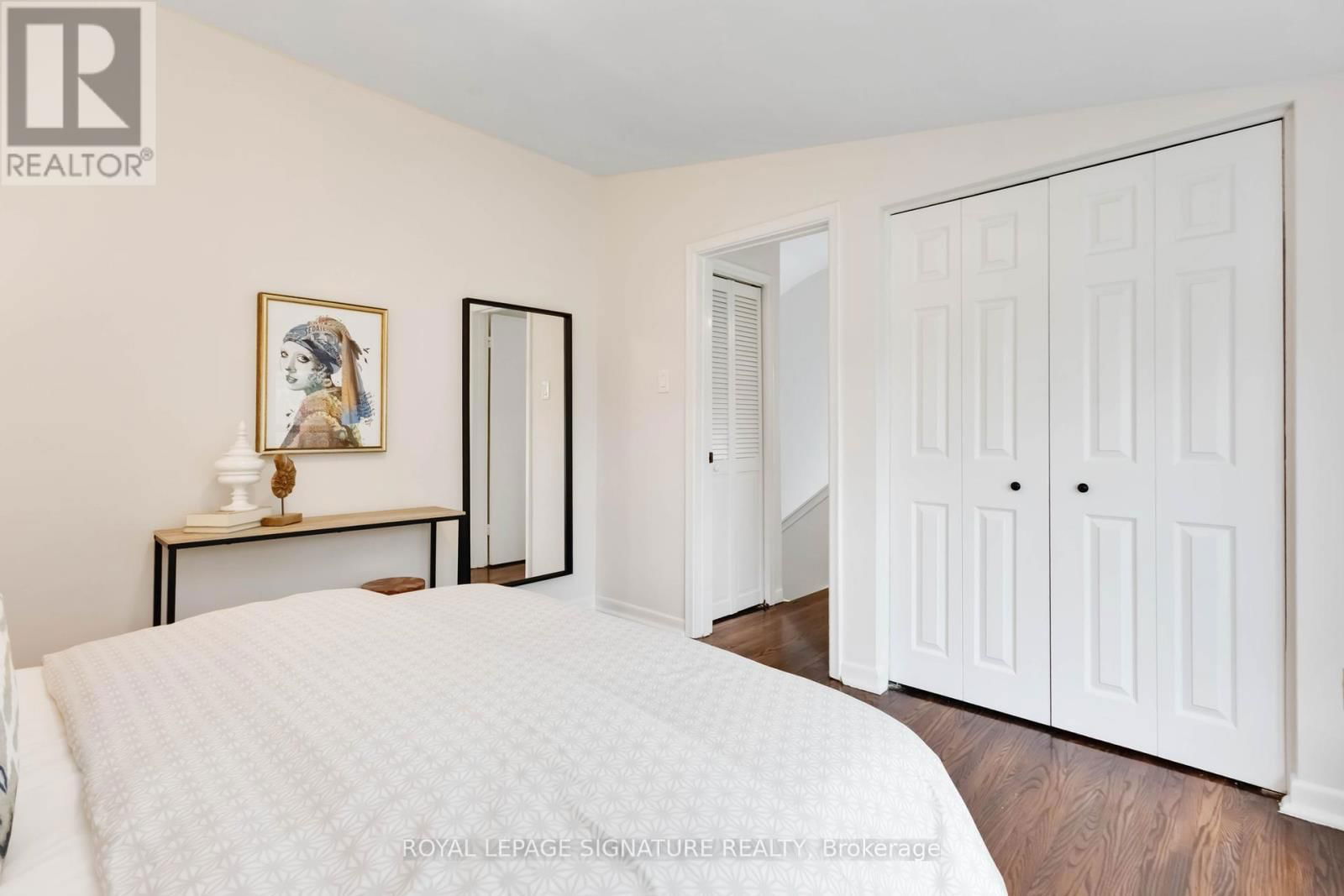 124 MARBURY CRESCENT Image 17