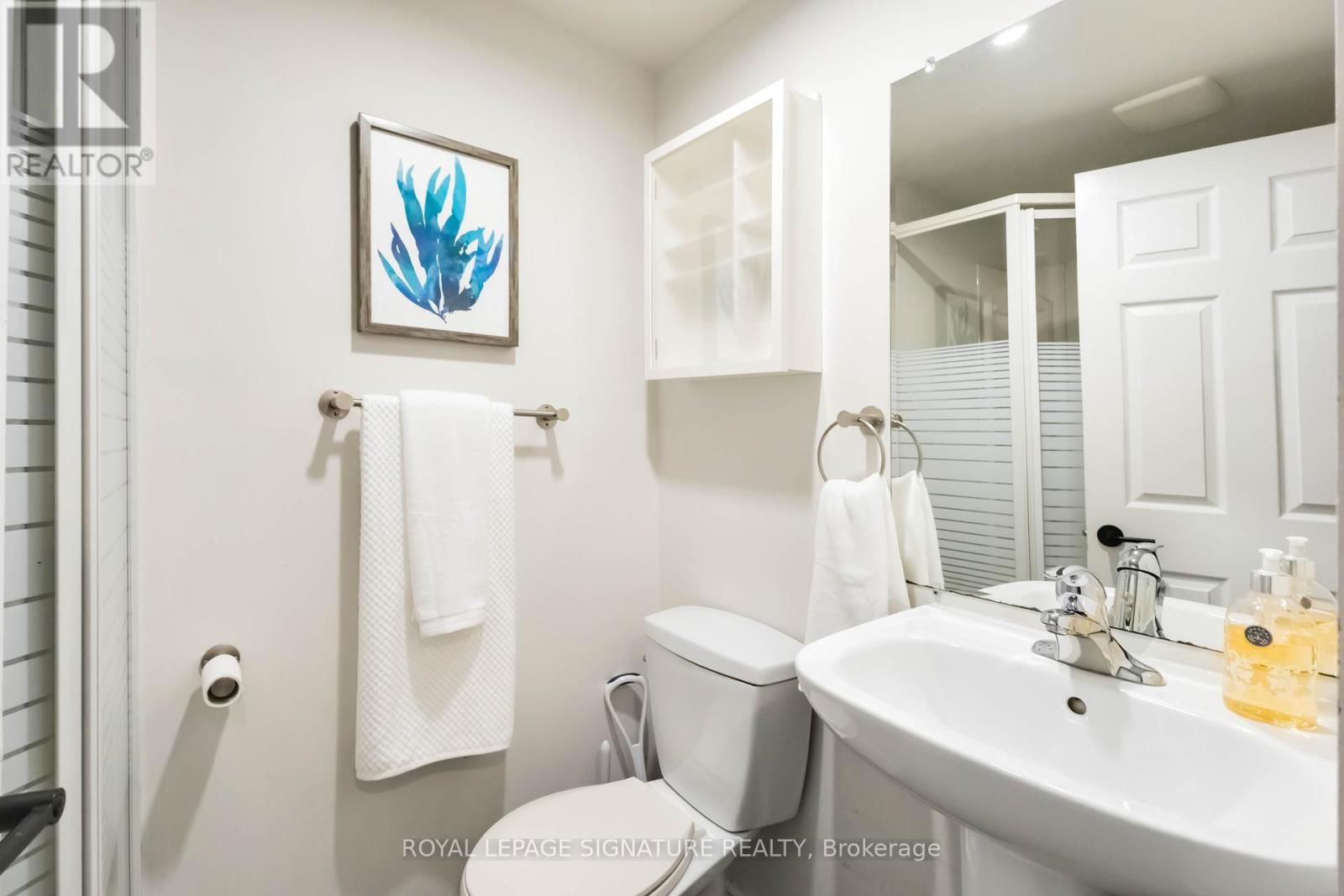 124 MARBURY CRESCENT Image 25