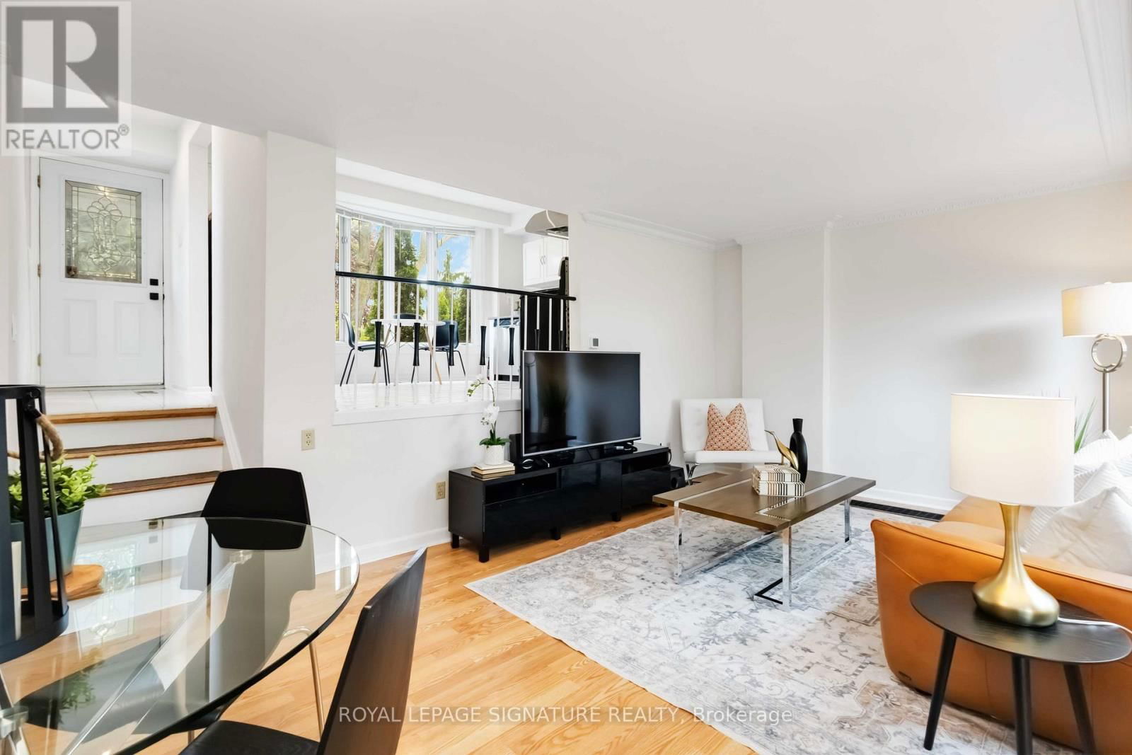 124 MARBURY CRESCENT Image 4
